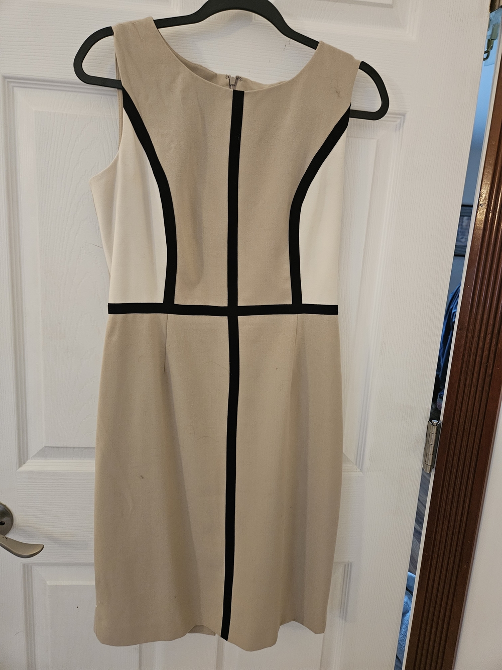 Calvin Klein Beige and White Sheath Dress with Black Piping
